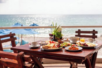 Al's Resort