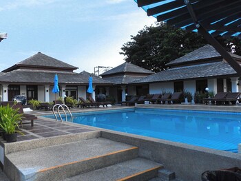Al's Resort