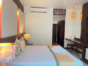Al's Resort