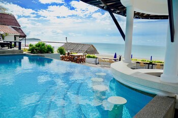 Al's Resort