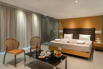 Atlantis City Hotel