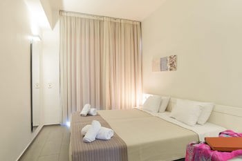Atlantis City Hotel