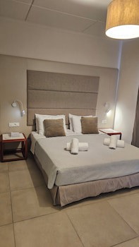 Atlantis City Hotel