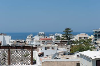 Atlantis City Hotel
