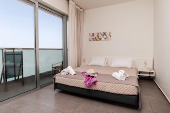 Atlantis City Hotel
