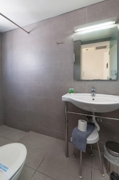 Atlantis City Hotel