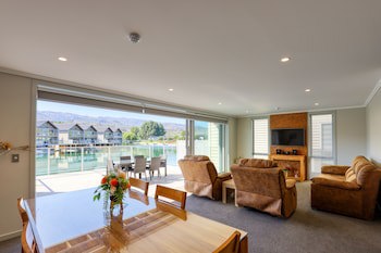 Marsden Lake Resort Central Otago