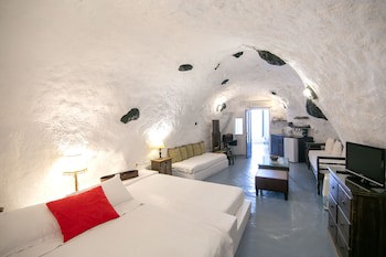 Alexander's Suites