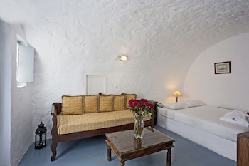 Alexander's Suites
