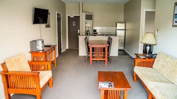 Portside Hotel