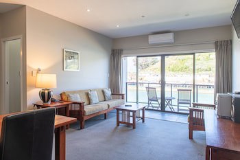 Portside Hotel