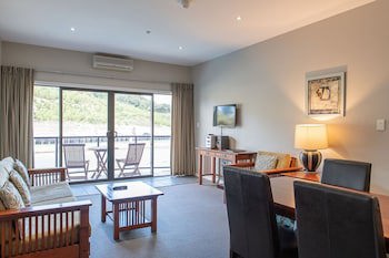 Portside Hotel