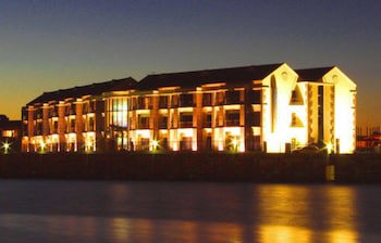 Portside Hotel