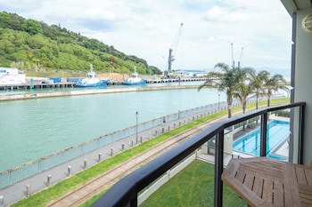 Portside Hotel