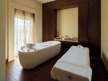Sofitel Bahrain Zallaq Thalassa Sea & Spa
