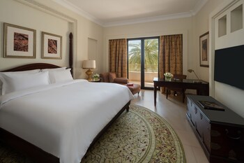 Sofitel Bahrain Zallaq Thalassa Sea & Spa