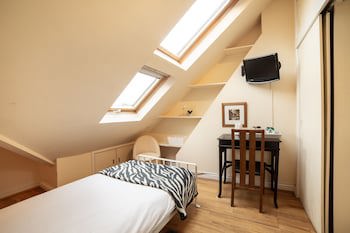 Oyo Lina Guest House