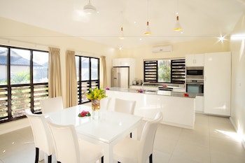 First Landing Beach Resort And Villas