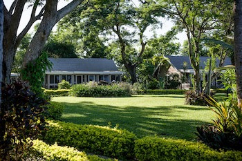 First Landing Beach Resort And Villas