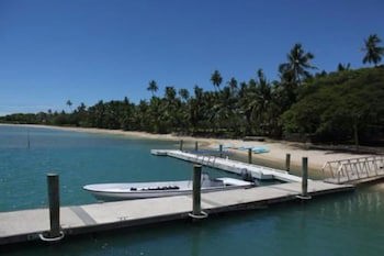 First Landing Beach Resort And Villas