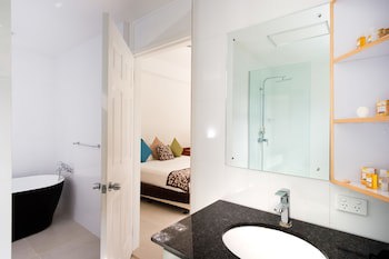 First Landing Beach Resort And Villas