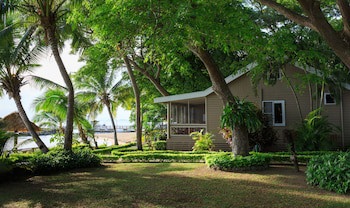 First Landing Beach Resort And Villas