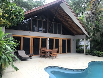 First Landing Beach Resort And Villas
