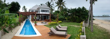 First Landing Beach Resort And Villas