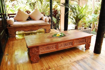 First Landing Beach Resort And Villas