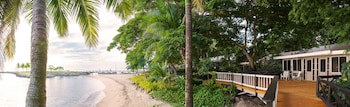 First Landing Beach Resort And Villas