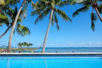 First Landing Beach Resort And Villas