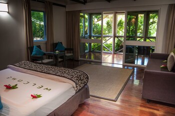First Landing Beach Resort And Villas