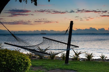 First Landing Beach Resort And Villas