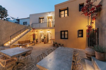 Zacosta Villa - a Heritage Hotel