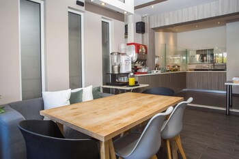 Dias Studios galeri fotoğrafı