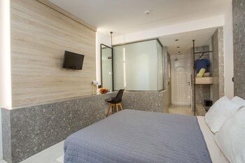 Dias Studios galeri fotoğrafı