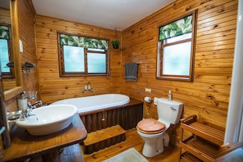 Thunzi Bush Lodge