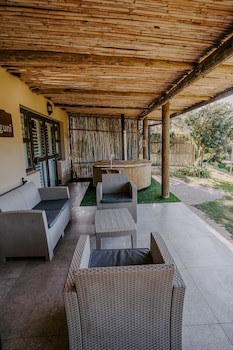Thunzi Bush Lodge