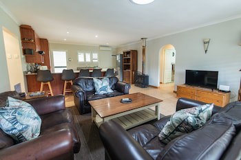 Thunzi Bush Lodge