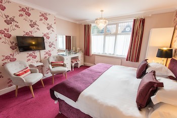 Grovefield Manor