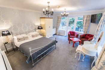 Grovefield Manor