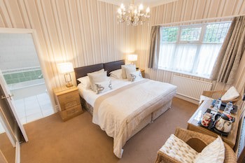 Grovefield Manor