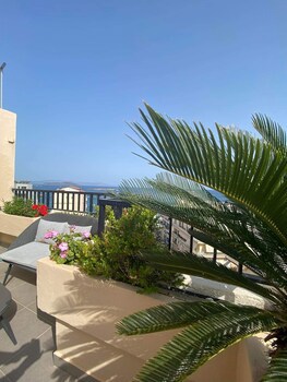 Candia Hotel