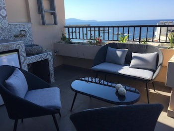 Candia Hotel