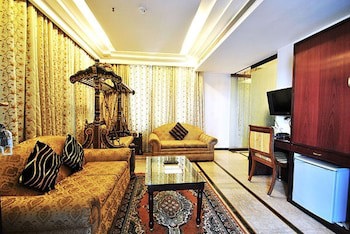 Hotel Zeeras