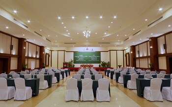 Independence Hotel By Dara