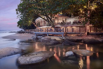 Independence Hotel By Dara