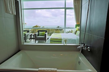 Independence Hotel By Dara