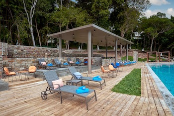Independence Hotel By Dara
