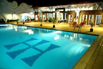 Independence Hotel By Dara